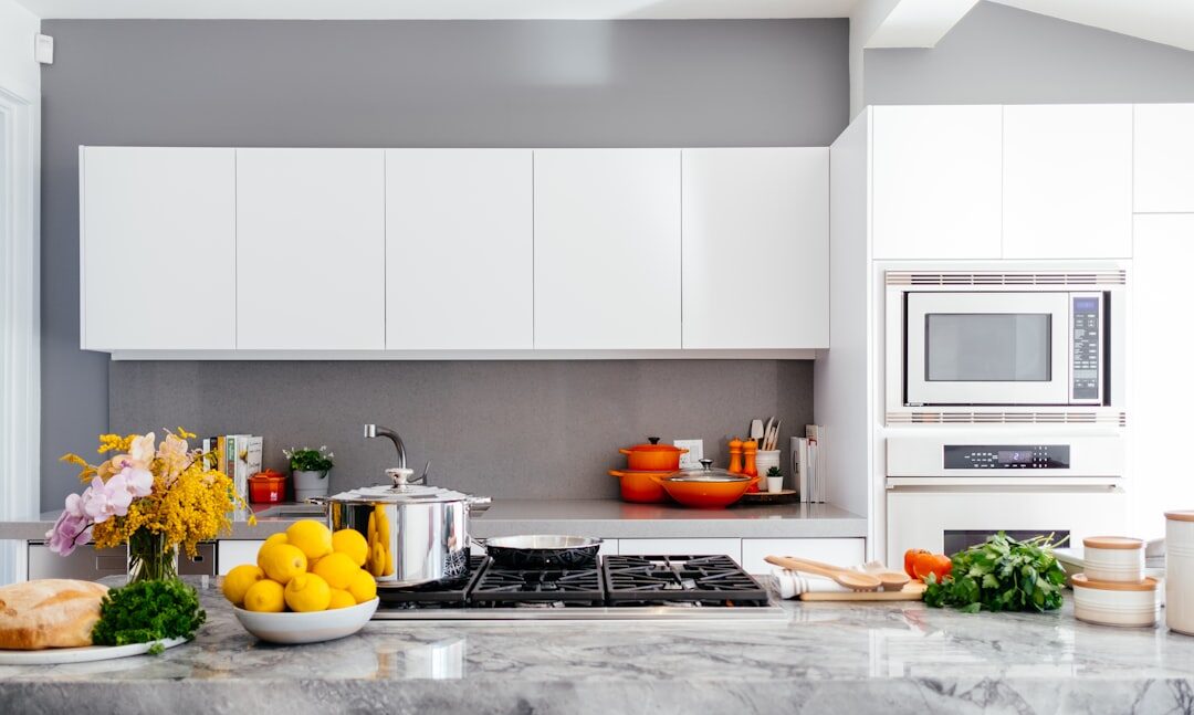 Technologische integratie in je keuken: van kookgadgets tot smart appliances